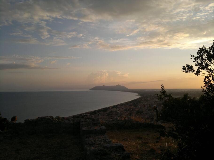 Grande Villa A 100 M. Dal Mare San Felice Circeo Exterior foto