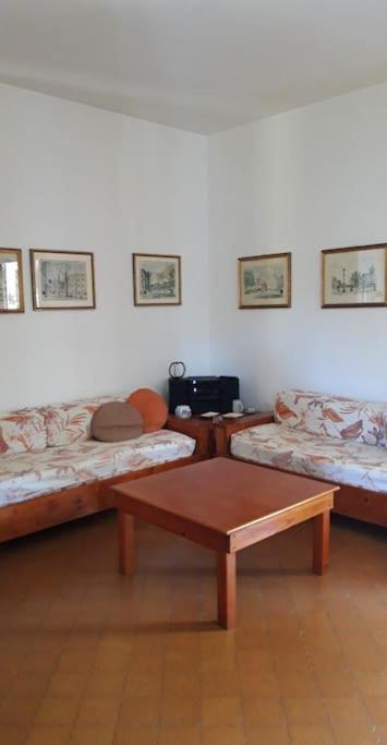 Grande Villa A 100 M. Dal Mare San Felice Circeo Exterior foto